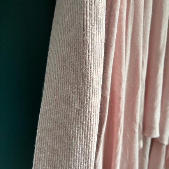 Lululemon Enlightened Pullover
Heathered Blush Quartz - Picture 7 of 7